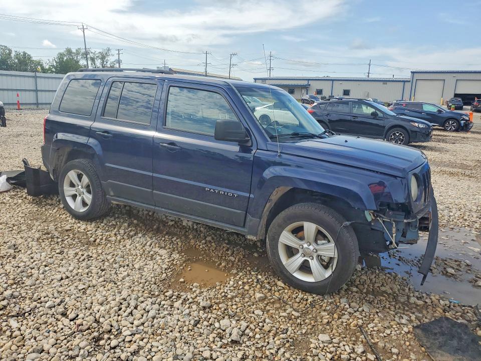 Фото 4 с аукциона – 2012 JEEP PATRIOT с VIN 1C4NJRFB7CD599220
