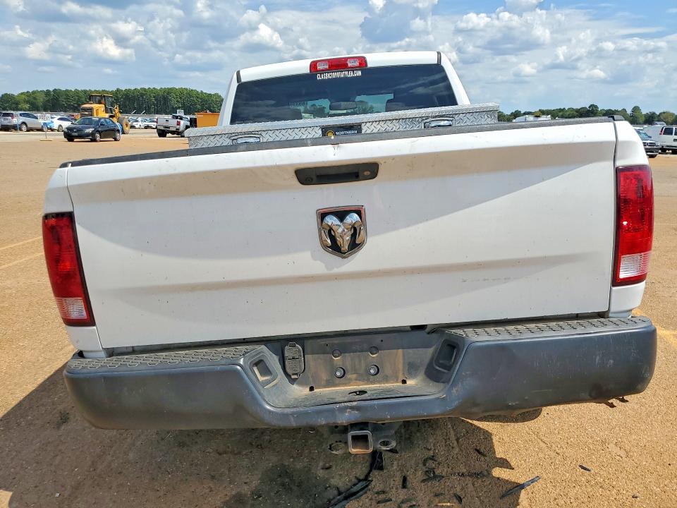 Фото 6 с аукциона – 2019 RAM 1500 CLASSIC с VIN 1C6RR6FG5KS687043