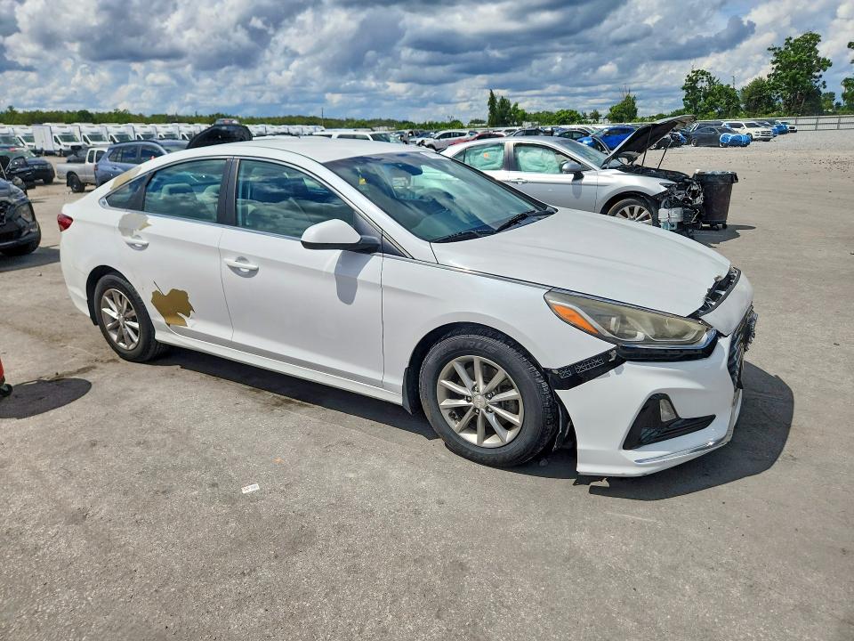 Photo 4 from auction – 2018 HYUNDAI SONATA with VIN 5NPE24AF4JH652862