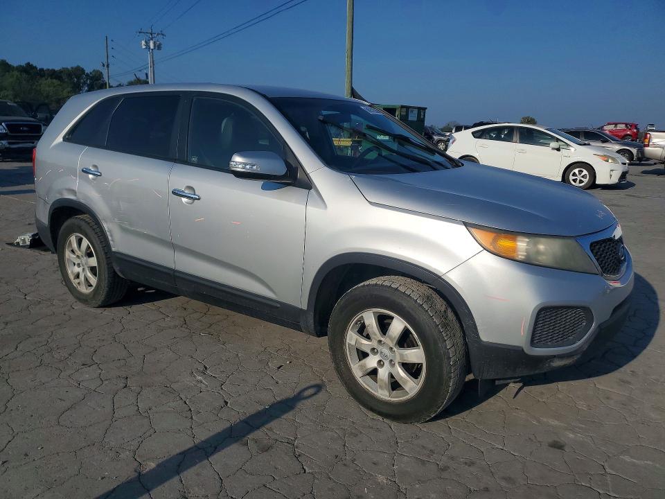 Zdjęcie 4 z aukcji – 2012 KIA SORENTO z VIN 5XYKT3A17CG228908