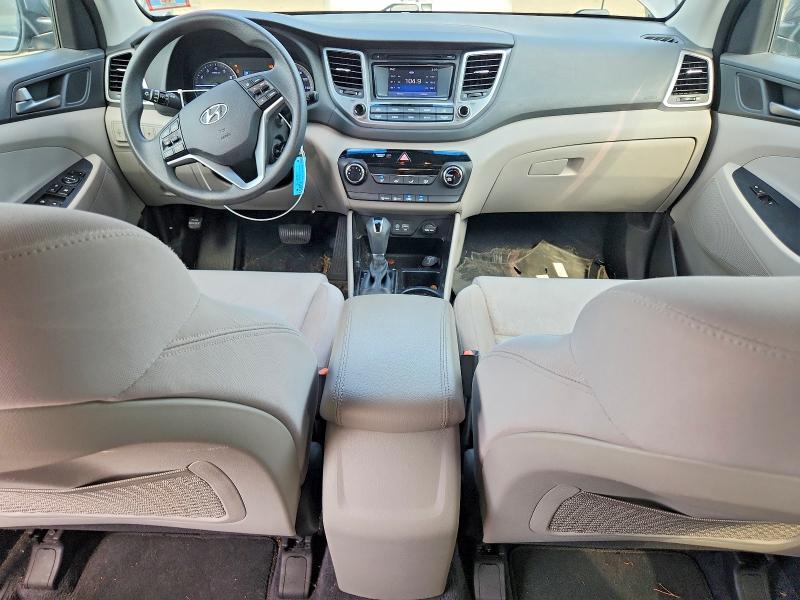 Photo 8 from auction – 2017 HYUNDAI TUCSON with VIN KM8J3CA43HU437585