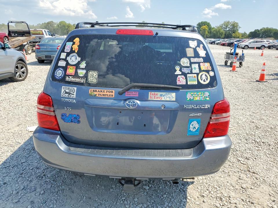 Photo 6 from auction – 2003 TOYOTA HIGHLANDER with VIN JTEHF21A830105213