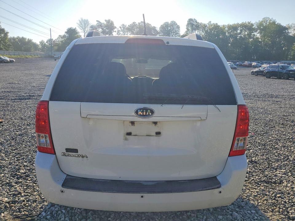 Photo 6 from auction – 2011 KIA SEDONA with VIN KNDMG4C77B6366440