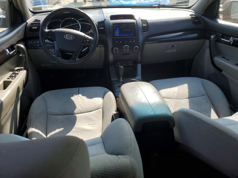 Photo 8 from auction – 2013 KIA SORENTO with VIN 5XYKT4A25DG369038