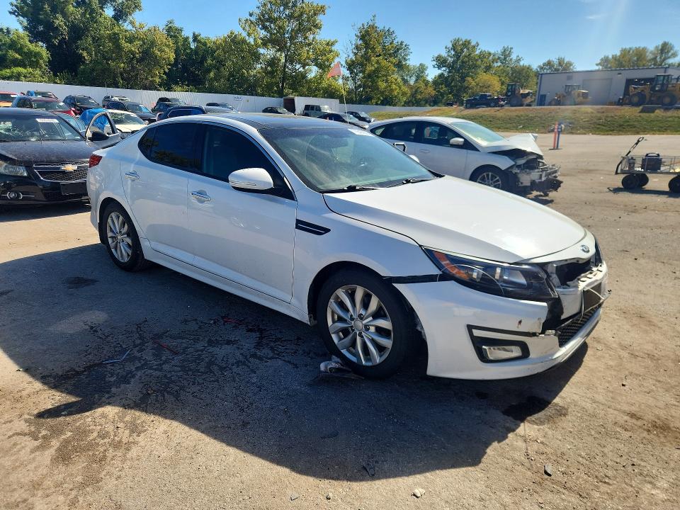 Фото 4 с аукциона – 2015 KIA OPTIMA с VIN 5XXGN4A76FG416435