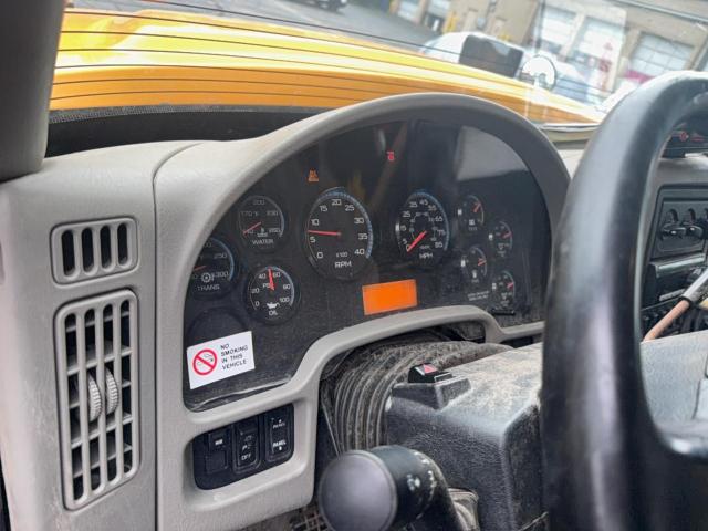 Photo 6 from auction – 2009 INTERNATIONAL 7000 with VIN 1HTWDAAR89H127632