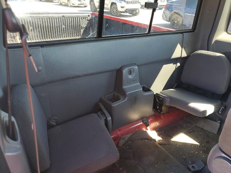 Photo 10 from auction – 2000 FORD RANGER with VIN 1FTYR14V4YTA02042