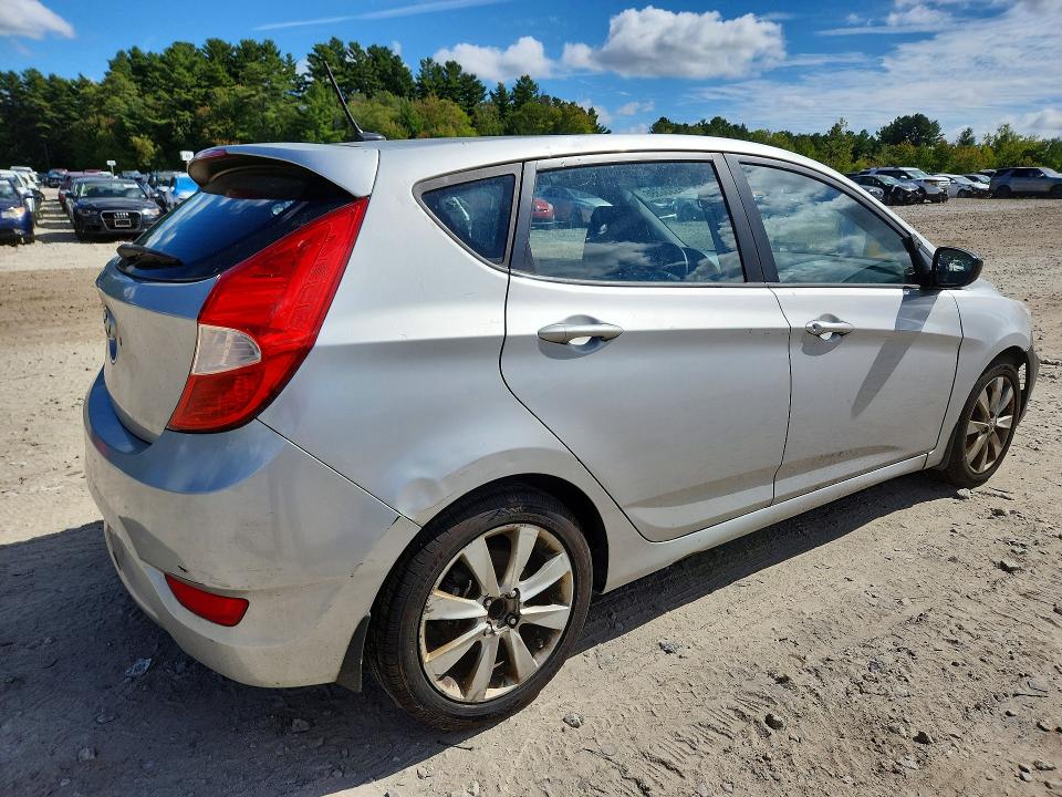 Photo 3 from auction – 2012 HYUNDAI ACCENT with VIN KMHCU5AE8CU031708