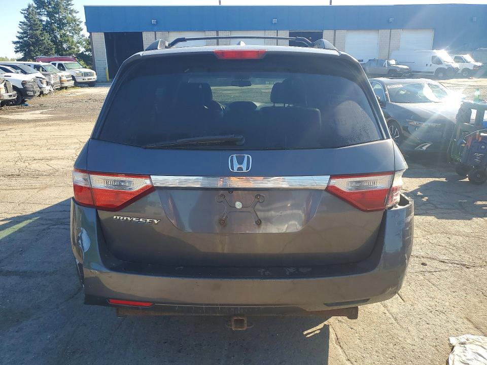 Photo 6 from auction – 2013 HONDA ODYSSEY with VIN 5FNRL5H67DB002047
