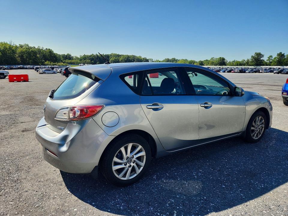 Photo 3 from auction – 2013 MAZDA 3 with VIN JM1BL1LP9D1801461