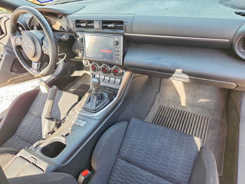 صورة رقم 8 من المزاد - 2023 TOYOTA GR86 مع VIN JF1ZNBC10P8761301