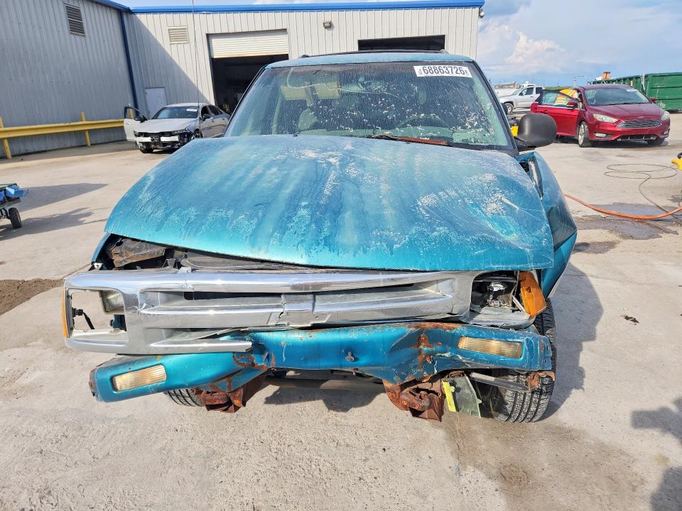 Photo 5 from auction – 1996 CHEVROLET BLAZER with VIN 1GNCS13W6T2168139