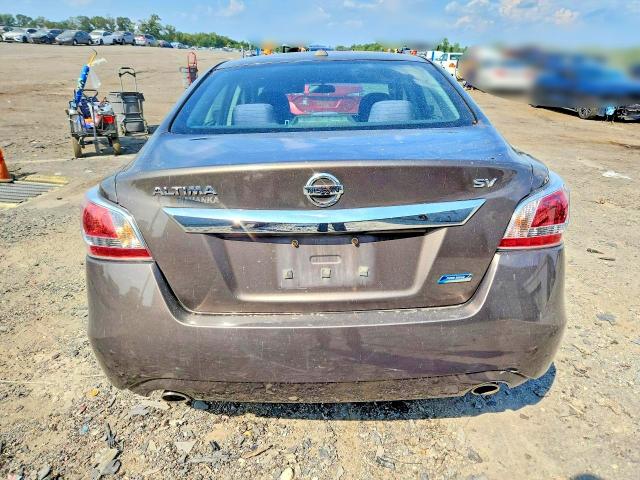 Photo 6 from auction – 2014 NISSAN ALTIMA with VIN 1N4AL3AP1EC284453