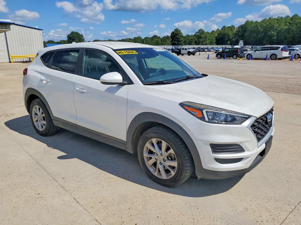 Photo 4 from auction – 2019 HYUNDAI TUCSON with VIN KM8J23A46KU972906
