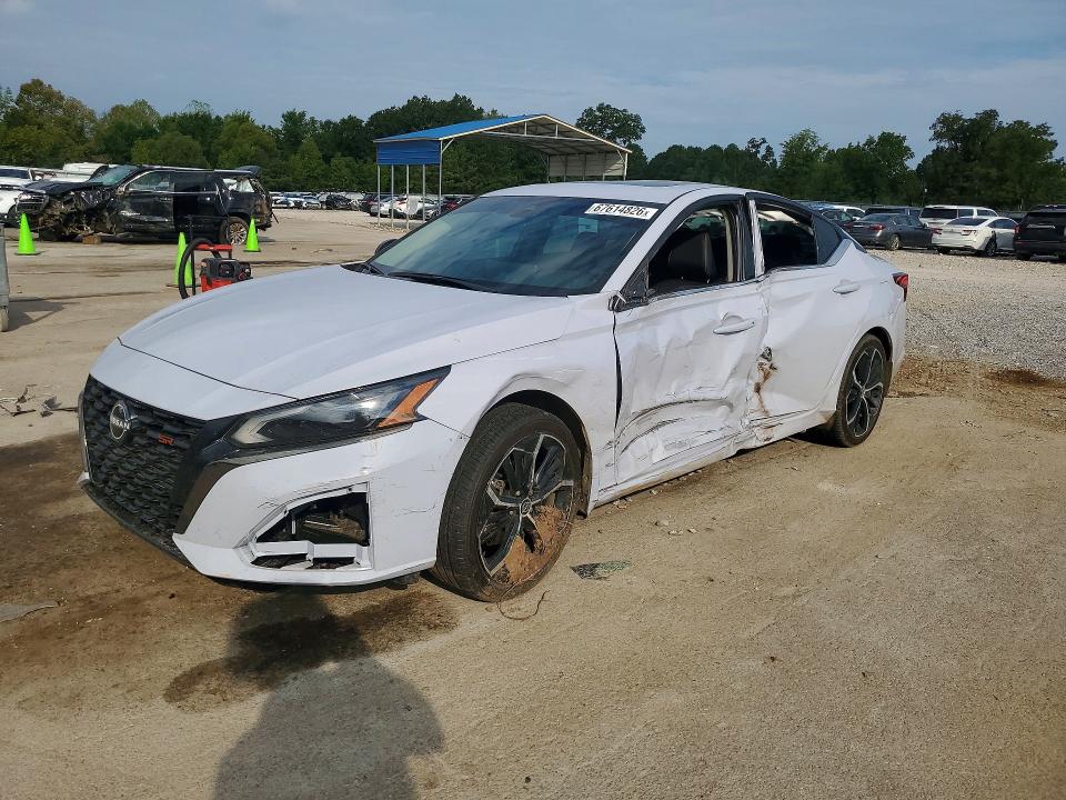 NISSAN ALTIMA 2025 with VIN 1N4BL4CV7SN415066 - Photo from auction