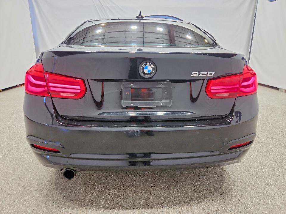 Photo 6 from auction – 2017 BMW 320 with VIN WBA8A9C34HK864038