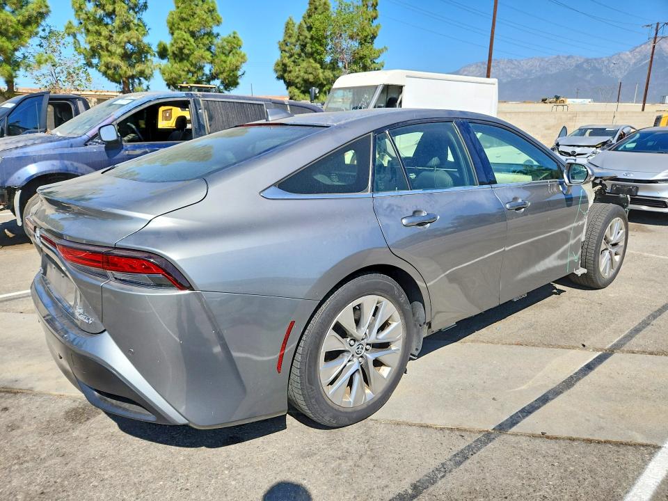 Photo 3 from auction – 2022 TOYOTA MIRAI with VIN JTDAAAAA0NA005635
