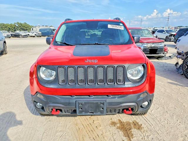 Photo 5 from auction – 2016 JEEP RENEGADE with VIN ZACCJBCT3GPE01378