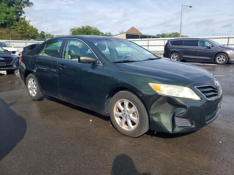 Photo 4 from auction – 2011 TOYOTA CAMRY with VIN 4T1BF3EKXBU616993
