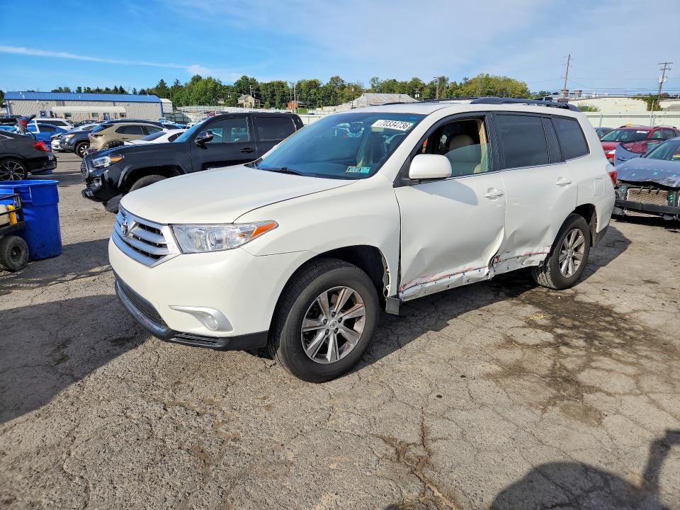 TOYOTA HIGHLANDER 2012 with VIN 5TDBK3EH5CS132076 - Photo from auction