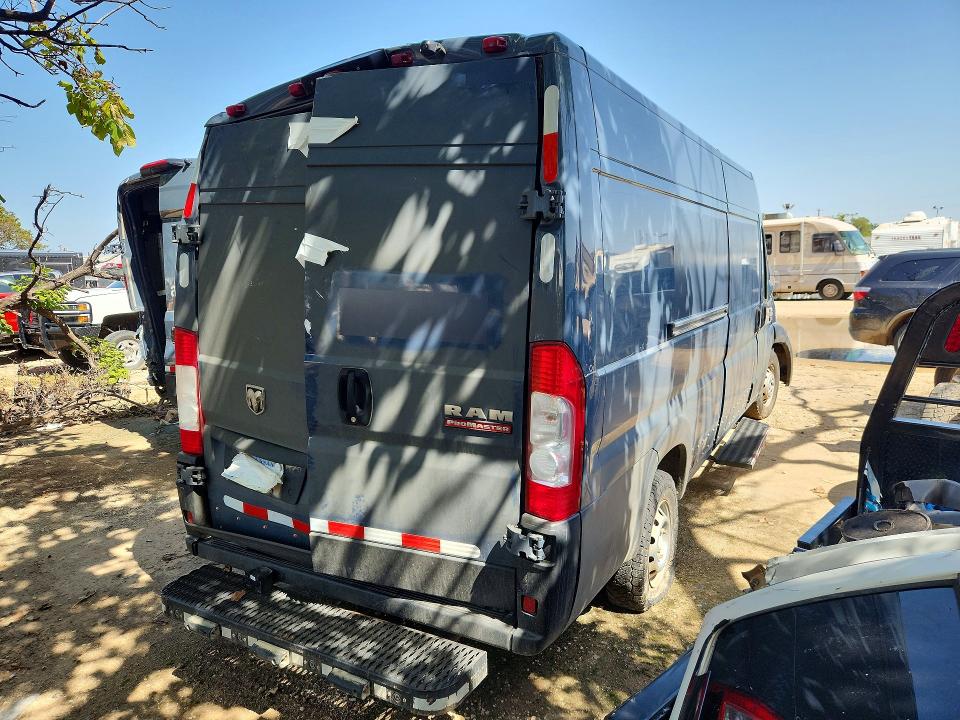 Photo 3 from auction – 2022 RAM PROMASTER 3500 with VIN 3C6MRVJG7NE116902