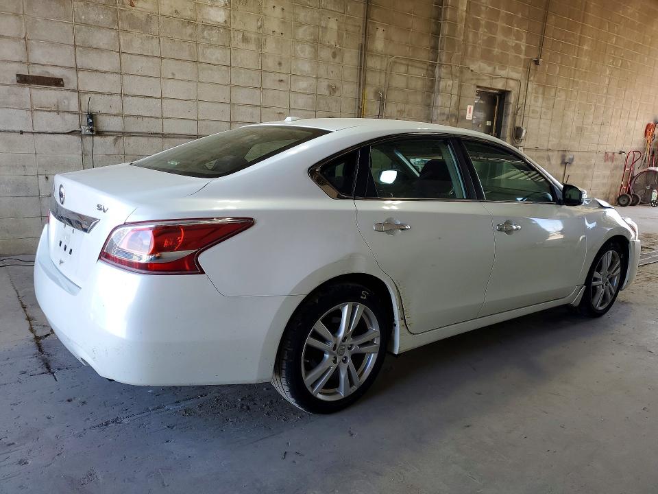 Photo 3 from auction – 2013 NISSAN ALTIMA with VIN 1N4BL3AP9DC236668