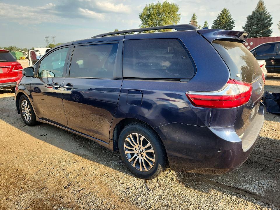 Photo 2 from auction – 2019 TOYOTA SIENNA with VIN 5TDYZ3DC0KS012356