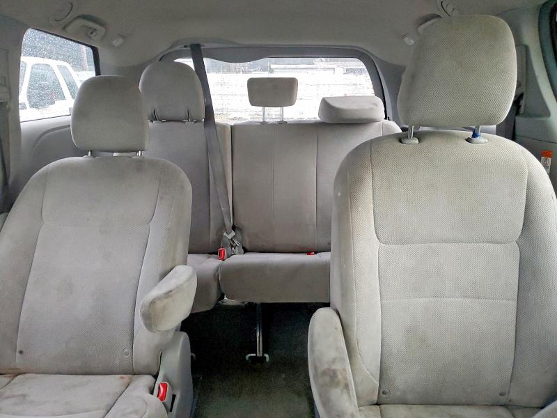 Photo 10 from auction – 2016 TOYOTA SIENNA with VIN 5TDZK3DC1GS748352