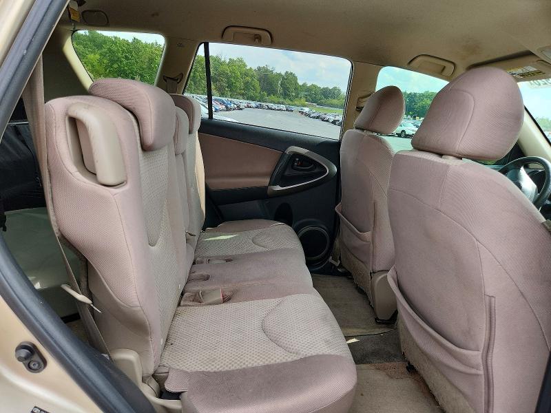Photo 11 from auction – 2008 TOYOTA RAV4 with VIN JTMZD33V885111656