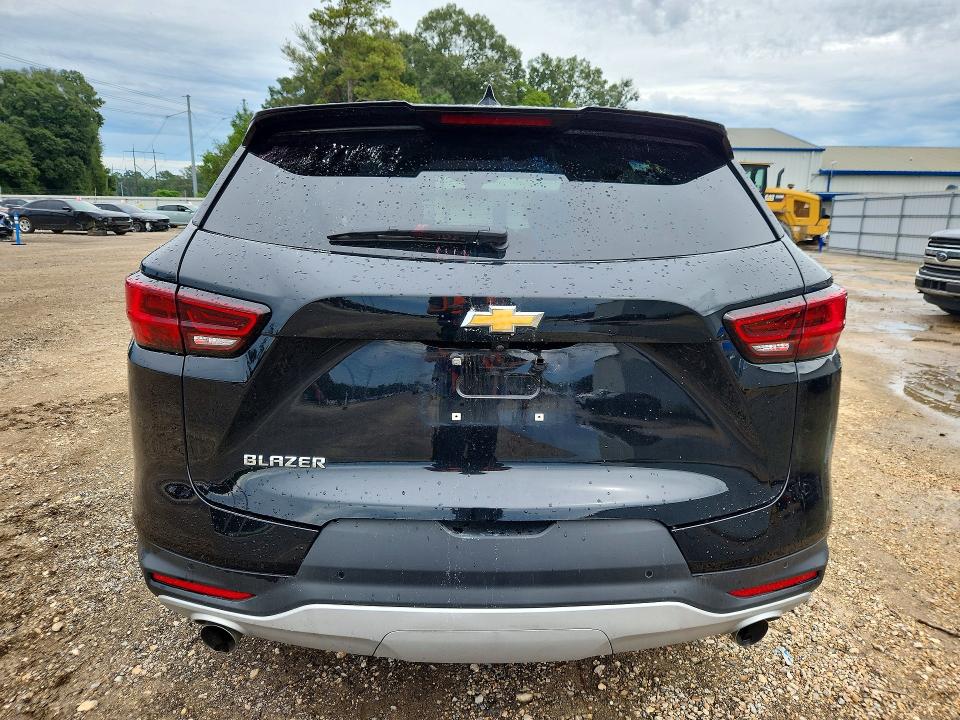 Photo 6 from auction – 2026 CHEVROLET BLAZER with VIN 3GNKBCR40TS148115