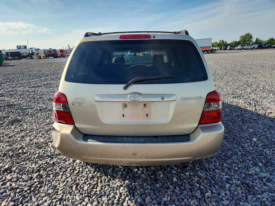 Photo 6 from auction – 2004 TOYOTA HIGHLANDER with VIN JTEGD21A840105411