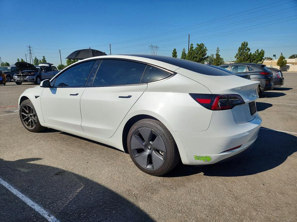 Снимка 2 от търг – 2023 TESLA MODEL 3 с VIN 5YJ3E1EAXPF606150