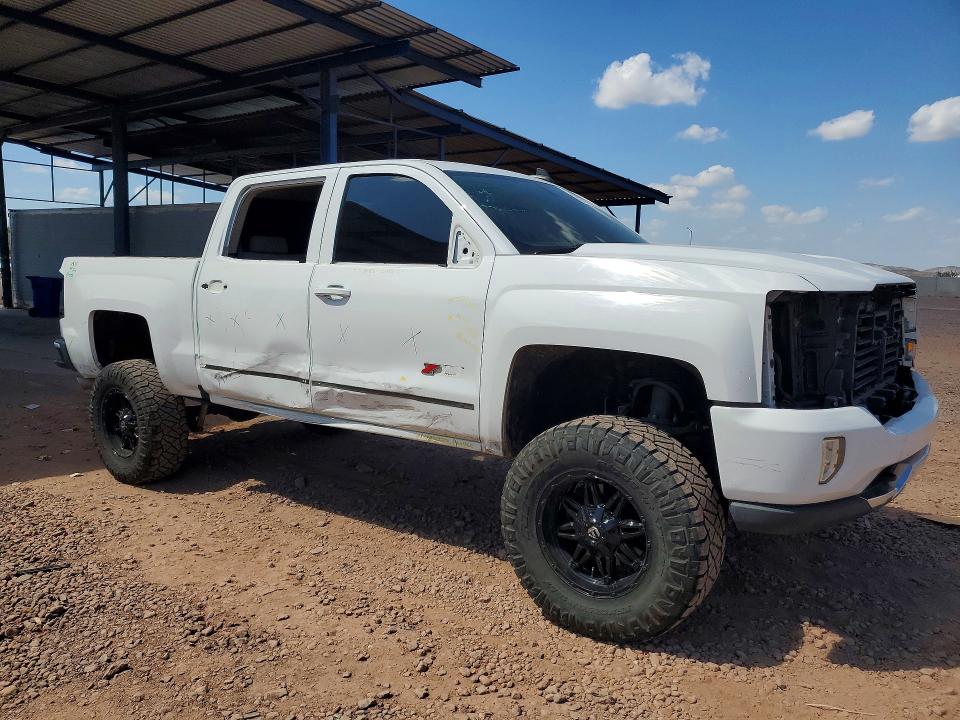 Photo 4 from auction – 2018 CHEVROLET SILVERADO with VIN 3GCUKREC8JG404308