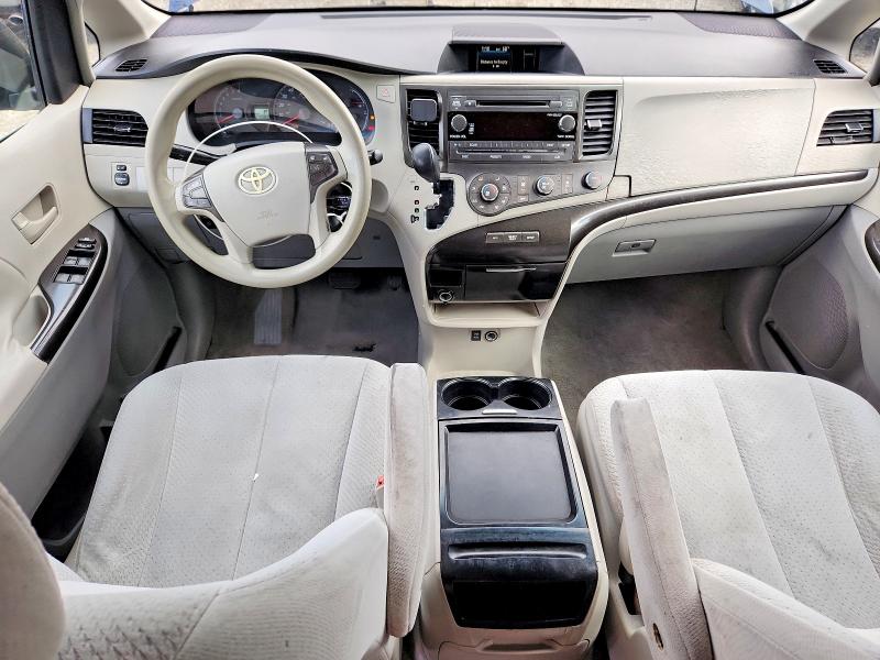 Photo 8 from auction – 2011 TOYOTA SIENNA with VIN 5TDKK3DC7BS102162