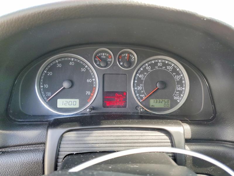 Photo 9 from auction – 2002 VOLKSWAGEN PASSAT with VIN WVWTH63B62P176003