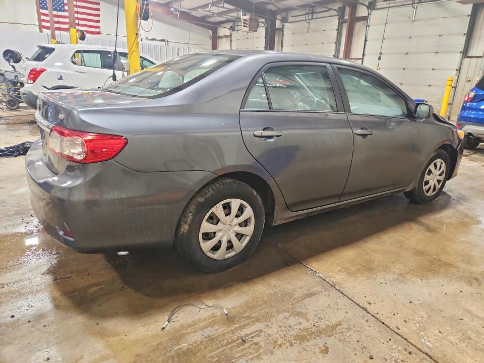 Photo 3 from auction – 2011 TOYOTA COROLLA with VIN 2T1BU4EE9BC750322