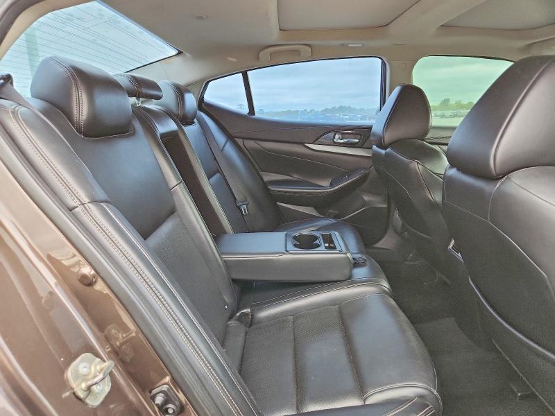 Снимка 10 от търг – 2016 NISSAN MAXIMA с VIN 1N4AA6AP8GC434066