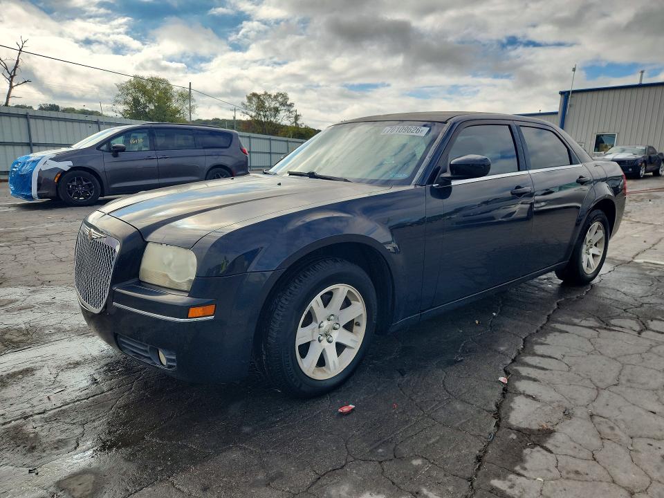 CHRYSLER 300 2007 z numerem VIN 2C3KA53G87H892360 - Zdjęcie z aukcji