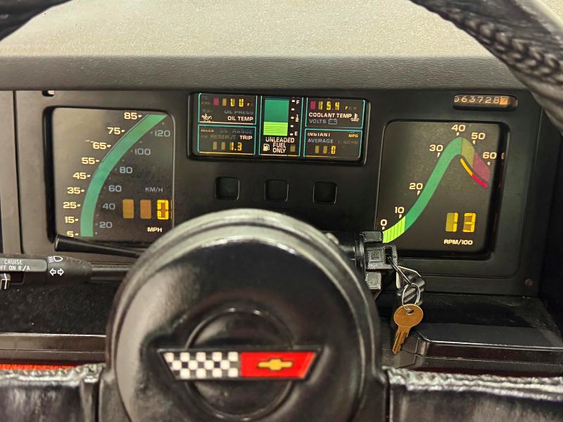 Photo 8 from auction – 1984 CHEVROLET CORVETTE with VIN 1G1AY078XE5102269