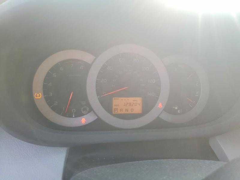 Снимка 9 от търг – 2011 TOYOTA RAV4 с VIN 2T3BF4DV0BW082539
