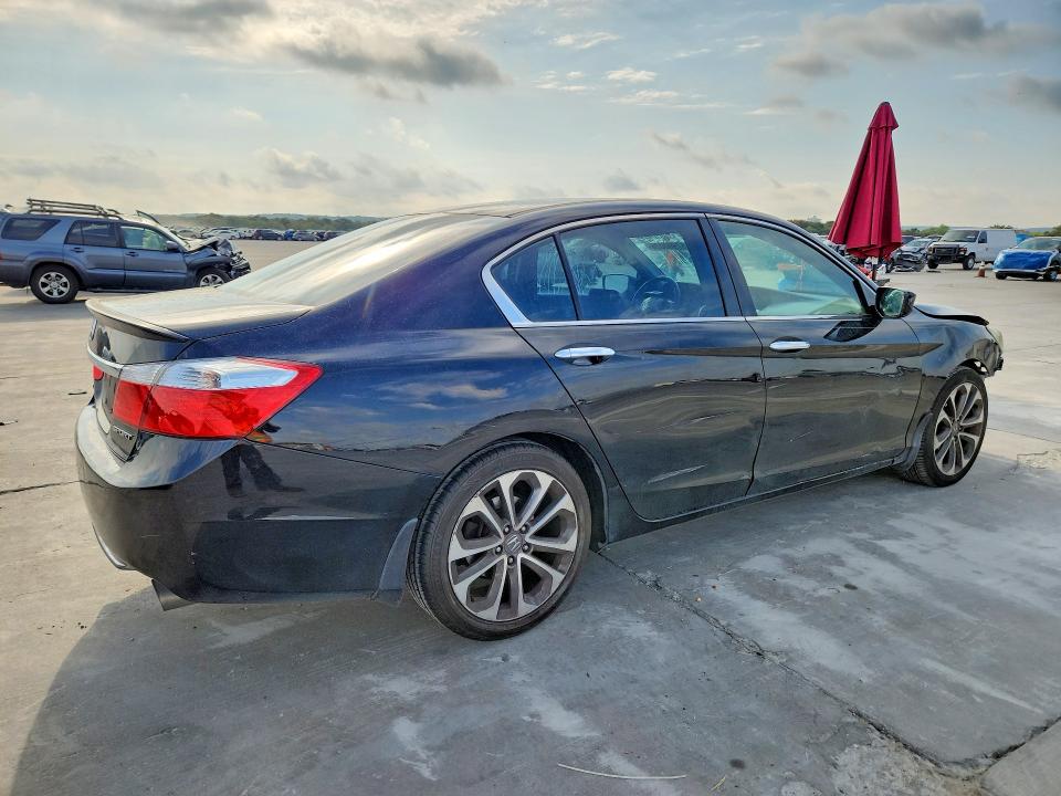 Photo 3 from auction – 2014 HONDA ACCORD with VIN 1HGCR2F54EA284012