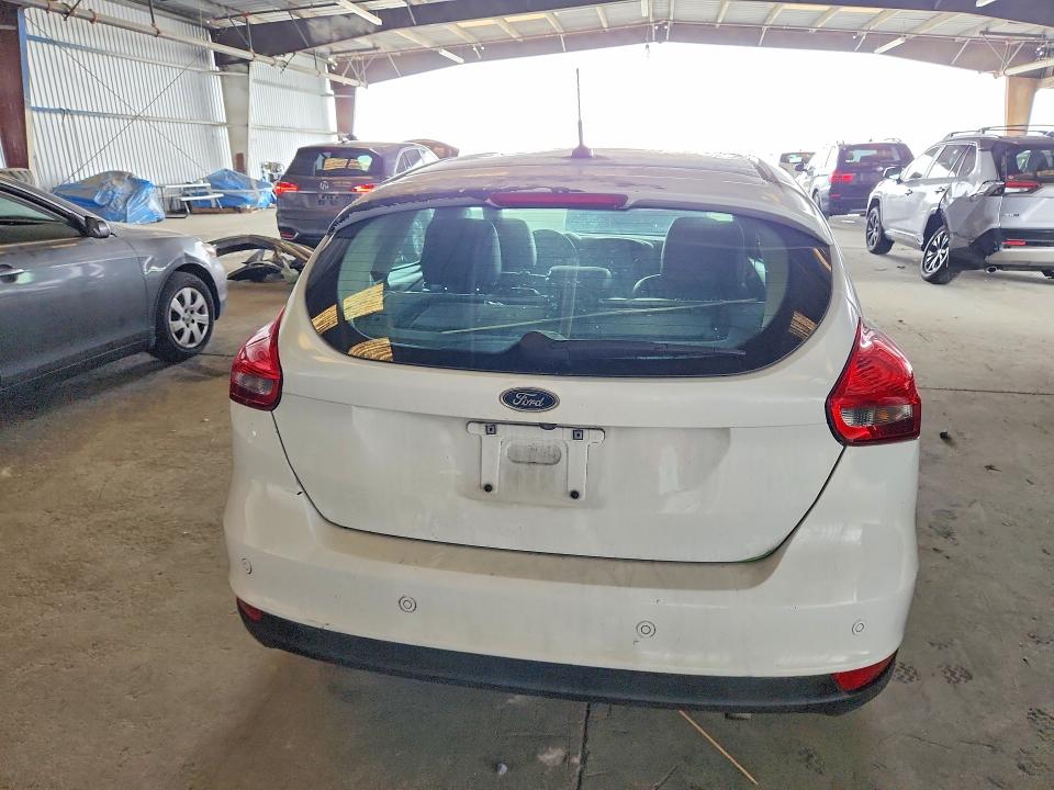 Снимка 6 от търг – 2016 FORD FOCUS с VIN 1FADP3K2XGL256013
