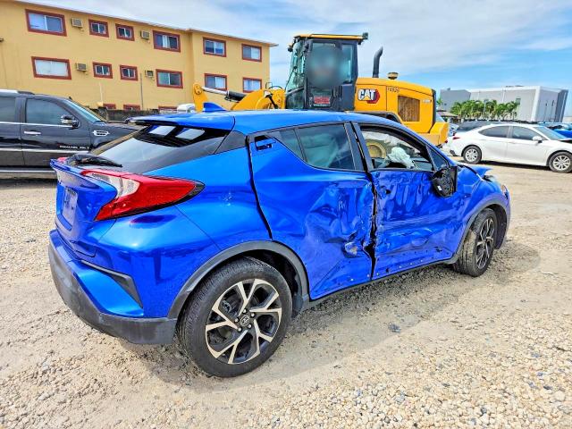Photo 3 from auction – 2018 TOYOTA C-HR with VIN JTNKHMBX2J1007722