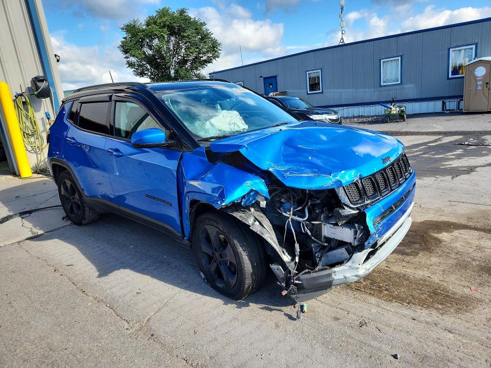 Фото 4 с аукциона – 2021 JEEP COMPASS с VIN 3C4NJDBB2MT561947