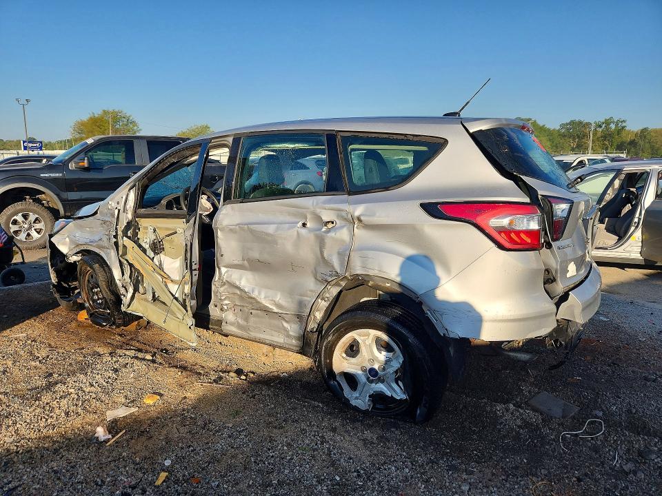 Photo 2 from auction – 2018 FORD ESCAPE with VIN 1FMCU0F78JUA51502