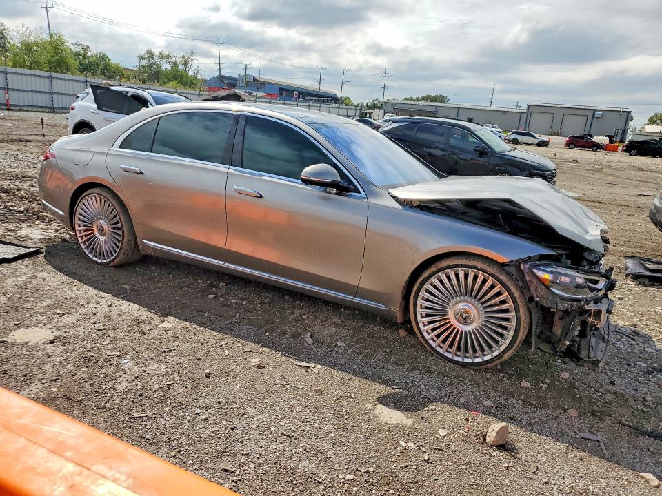 Снимка 4 от търг – 2021 MERCEDES-BENZ S с VIN W1K6G7GB6MA057900