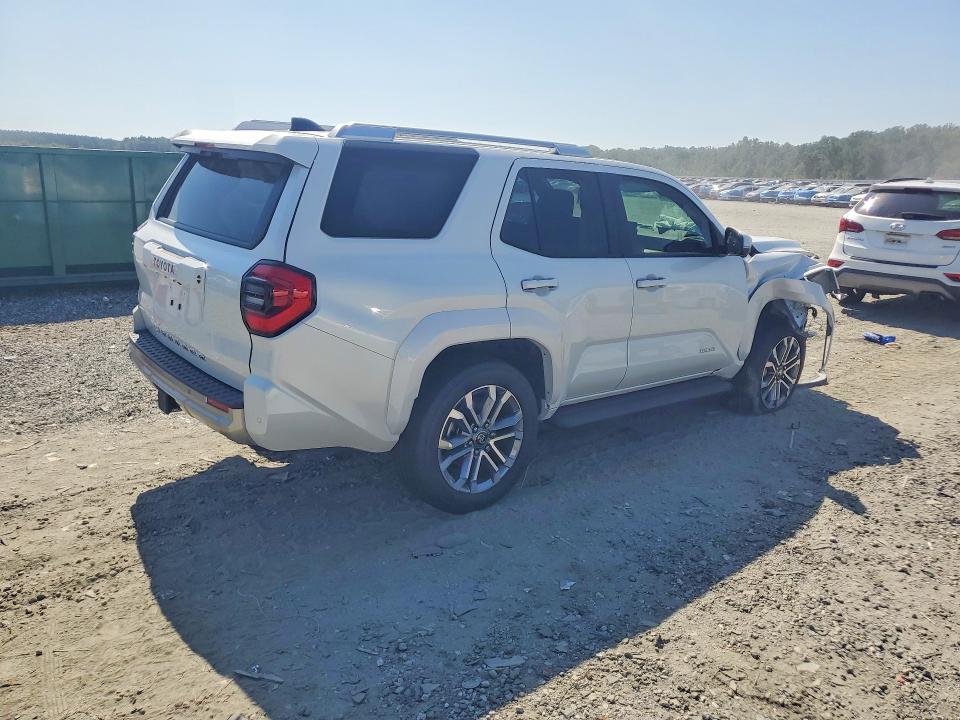 Photo 3 from auction – 2025 TOYOTA 4RUNNER with VIN JTEVA5BR9S5074188