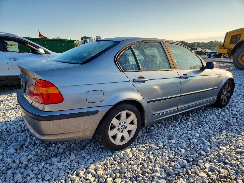 Photo 3 from auction – 2004 BMW 325 with VIN WBAET37494NJ45356