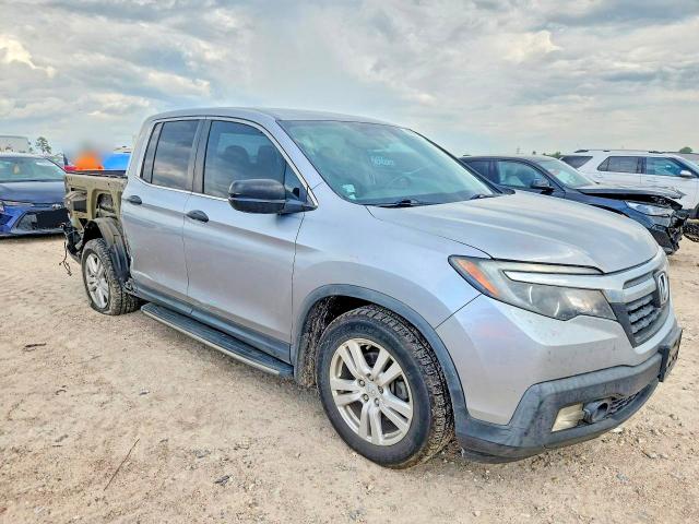 Photo 4 from auction – 2018 HONDA RIDGELINE with VIN 5FPYK2F29JB003071