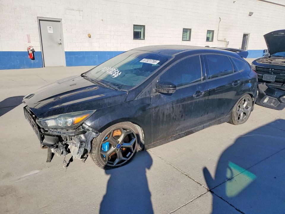 FORD FOCUS 2016 with VIN 1FADP3L94GL391404 - Photo from auction